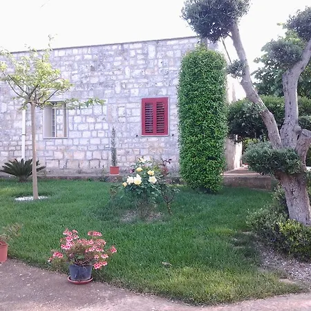 Bed & Breakfast Tenuta Ranieri Selva Di Fasano