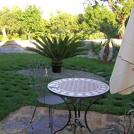 Tenuta Ranieri Couette-café 4*