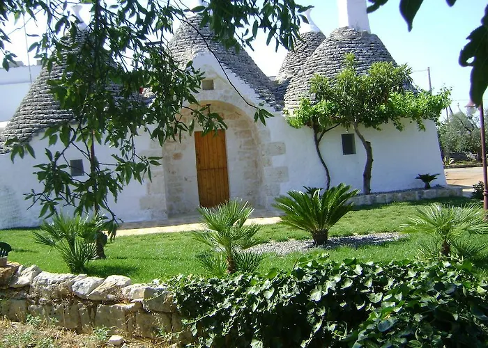Tenuta Ranieri Bed & Breakfast 4*